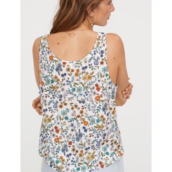 NEW H&M | Floral Tank Top - Picture 2 of 4